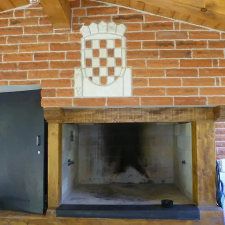 Πανσιόν Ani 3*