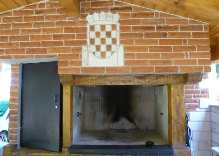 Πανσιόν Ani 3*